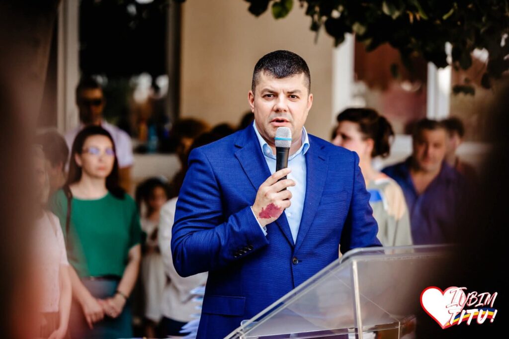 Primarul Laurențiu Costache a participat la festivitățile de sfârșit de an școlar din Titu