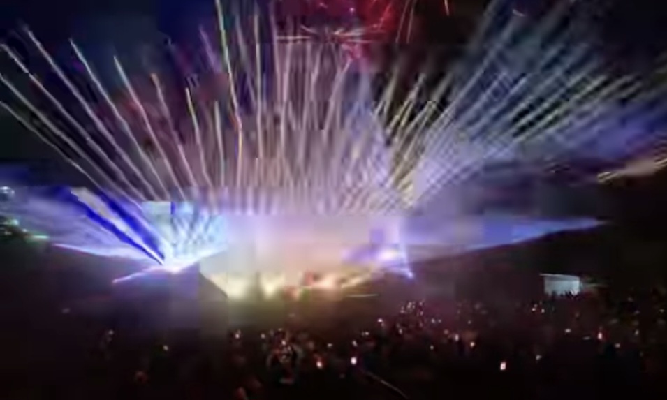 Un spectaculos show de lasere și artificii de Zilele Județului Dâmbovița