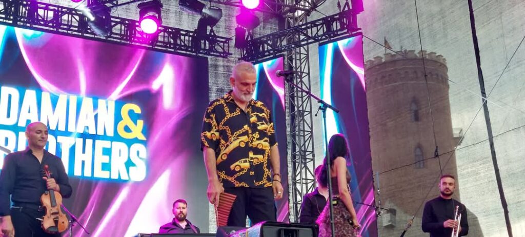 Zilele Județului Dâmbovița, seară magică în Parcul Chindia cu Damian Drăghici & Brothers, Rareș și The Urs