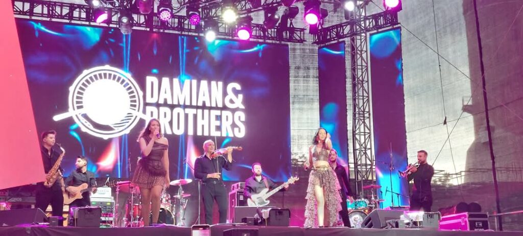 Zilele Județului Dâmbovița, seară magică în Parcul Chindia cu Damian Drăghici & Brothers, Rareș și The Urs