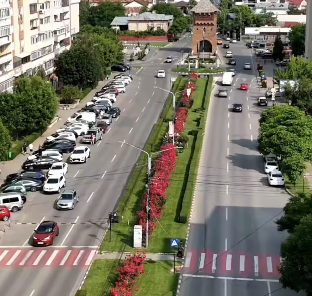 Iubim Târgoviște! Imagini superbe dintr-un oraș plin de verdeață, flori și curățenie