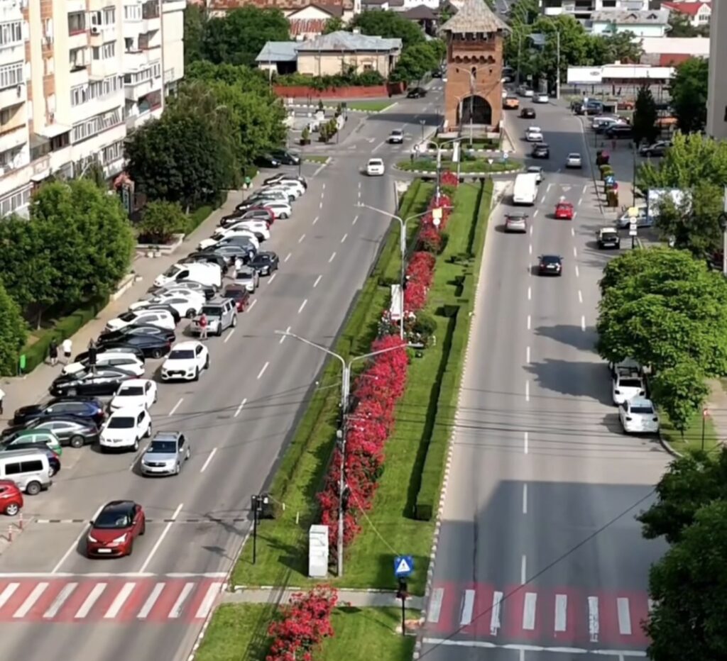 Iubim Târgoviște! Imagini superbe dintr-un oraș plin de verdeață, flori și curățenie