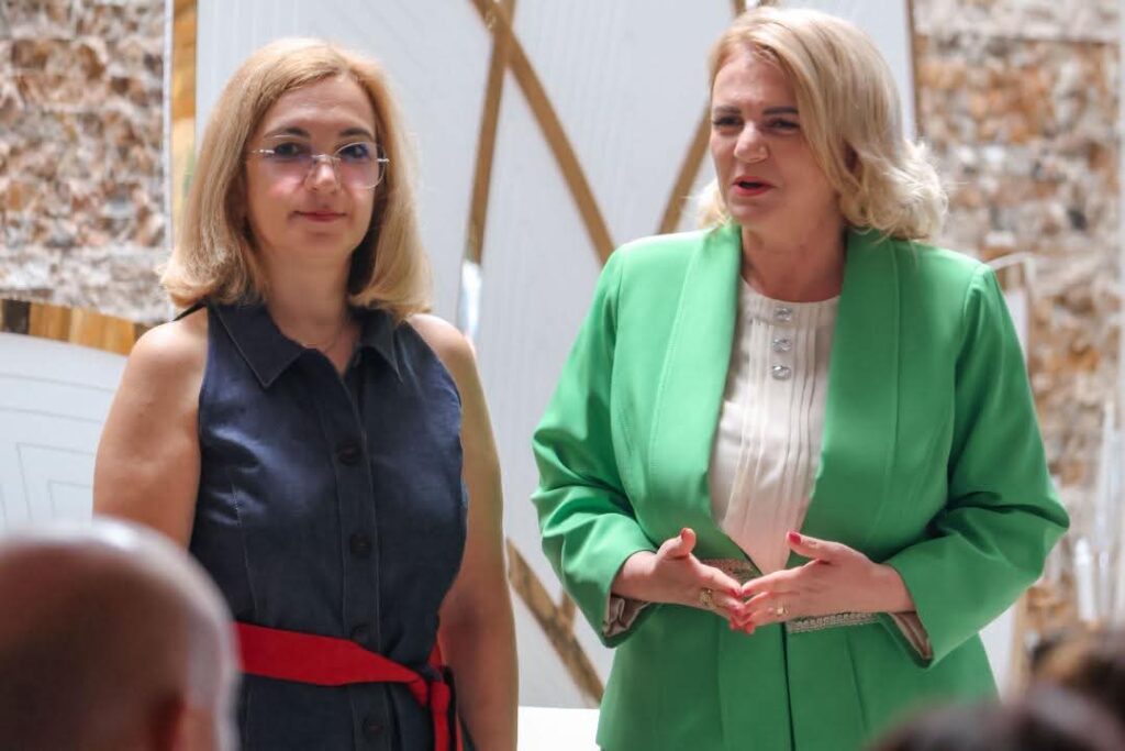 Universitatea „Valahia” din Târgoviște promovează dezvoltarea durabilă prin conferința „Dimensiuni globale privind energia regenerabilă”