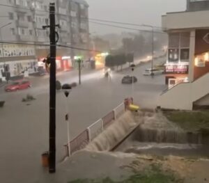 Mare atenție! După temperaturi de 40°C, prăpăd în Botoșani și Dorohoi ,  27 iulie