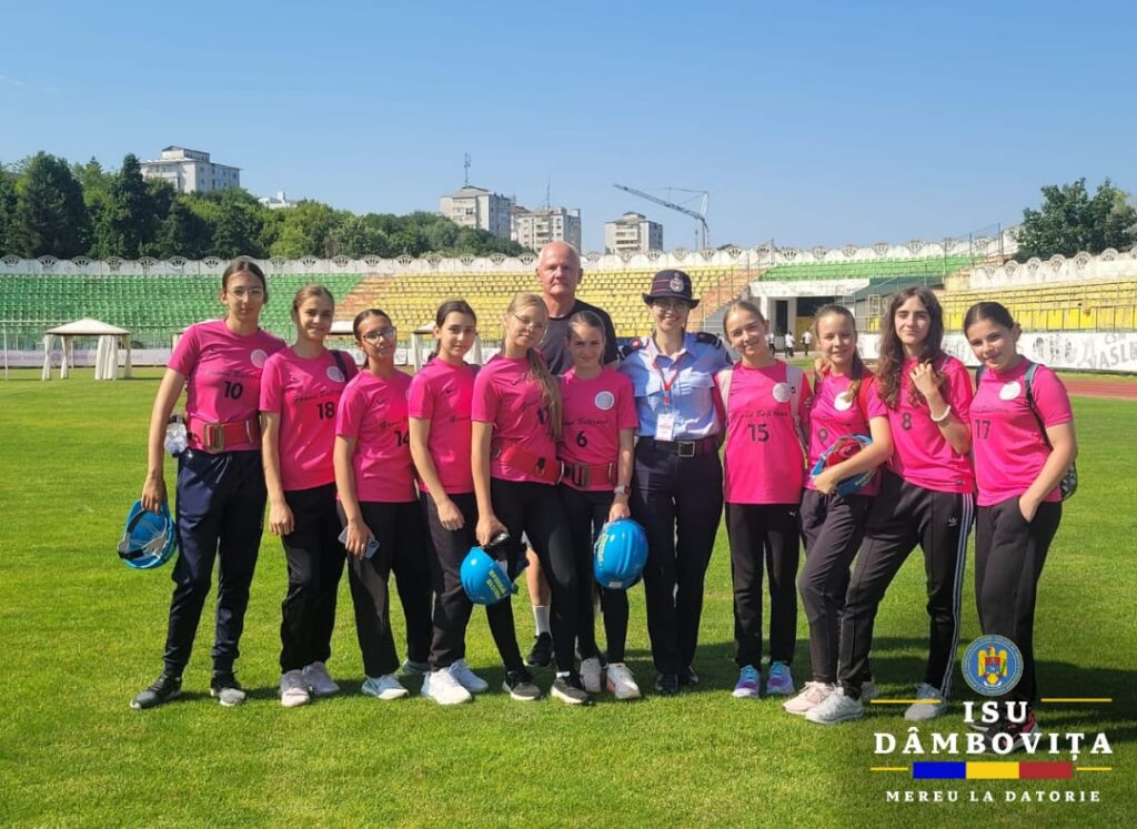 Elevi din Dâmbovița, premiați la faza națională a concursului „Prietenii pompierilor”