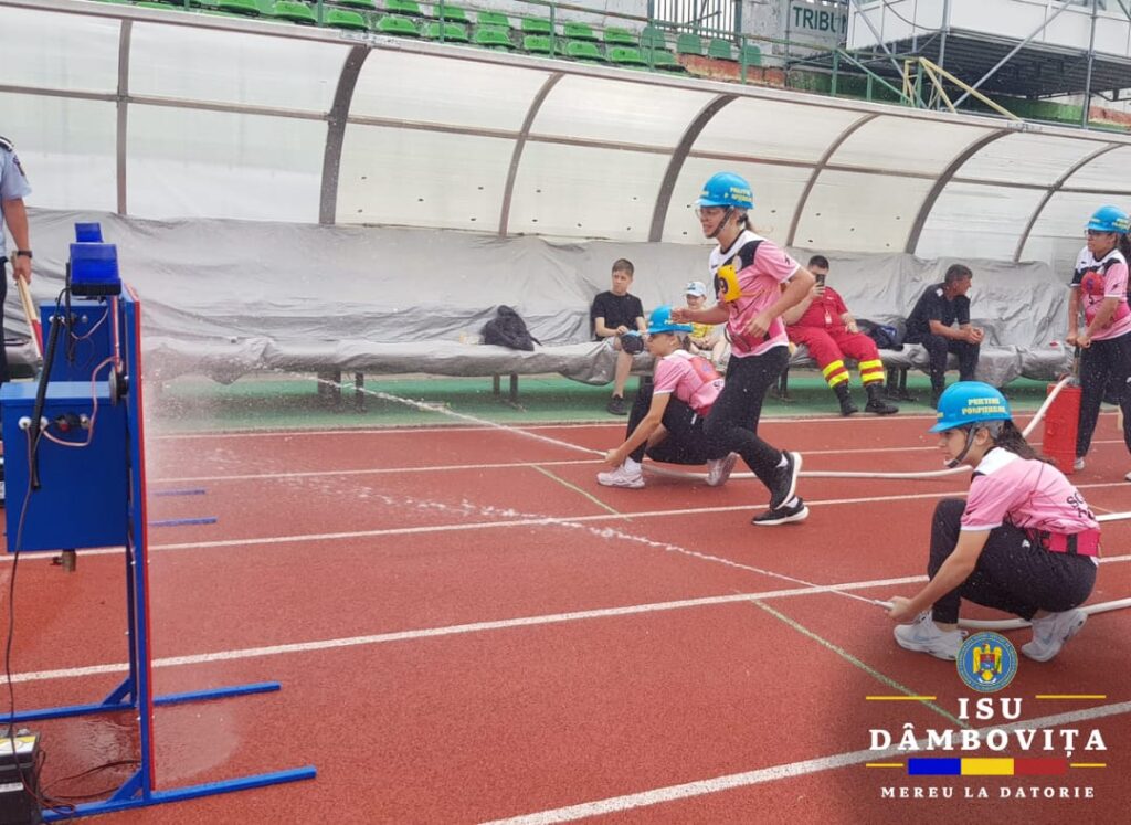 Elevi din Dâmbovița, premiați la faza națională a concursului „Prietenii pompierilor”