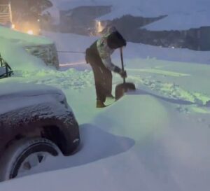 Iarnă adevărată în emisfera sudică: 107 cm de zăpadă la Hotham, Victoria, Australia