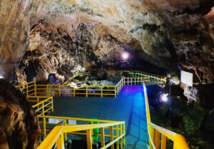 Peștera Ialomiței, 10 ani de la redeschidere:  Peste 1,1 milioane de vizitatori în inima Bucegilor