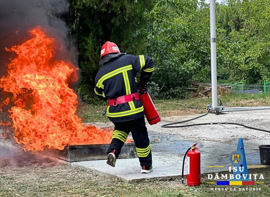 Rezultate remarcabile pentru echipele din Dâmbovița la etapa interjudețeană a concursurilor profesionale ale serviciilor pentru situații de urgență