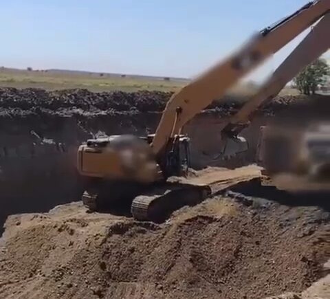 Balastieră ilegală la Sălcioara: Bărbat reținut pentru exploatare ilegală de resurse minerale în Dâmbovița Balastieră ilegală la Sălcioara: Bărbat reținut pentru exploatare ilegală de resurse minerale în Dâmbovița