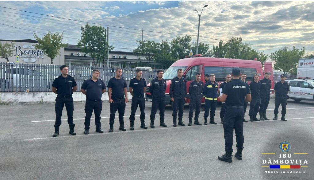 Pompierii dâmbovițeni intervin în sprijinul colegilor din Suceava, în zonele afectate de inundații