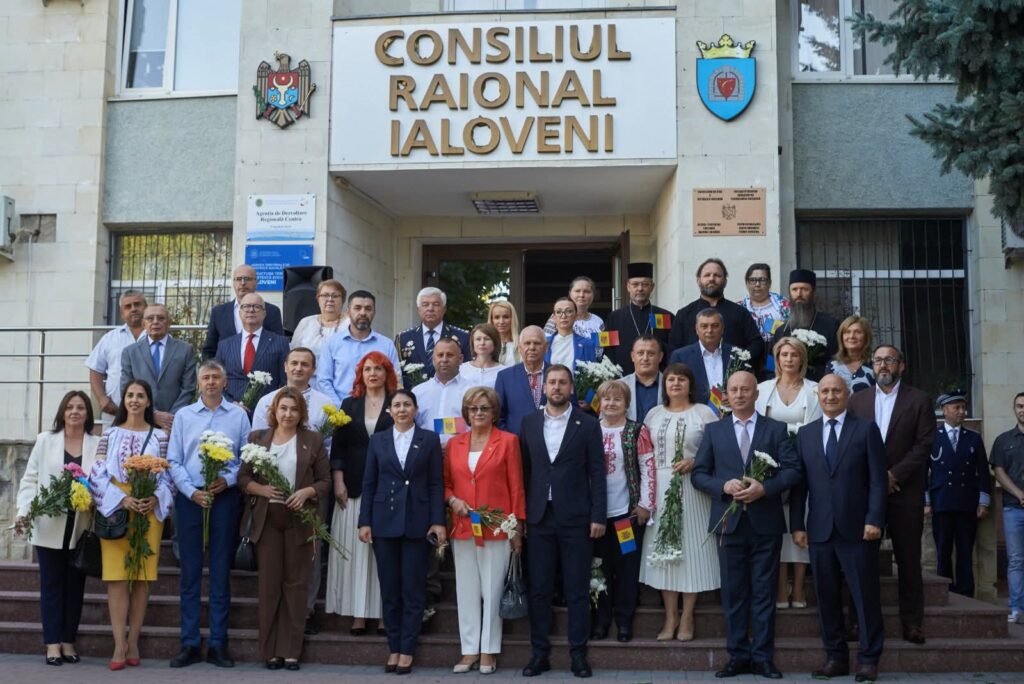 Președintele CJ Dâmbovița, Corneliu Ștefan, alături de frații din Republica Moldova, la sărbătoarea Zilei Independenței