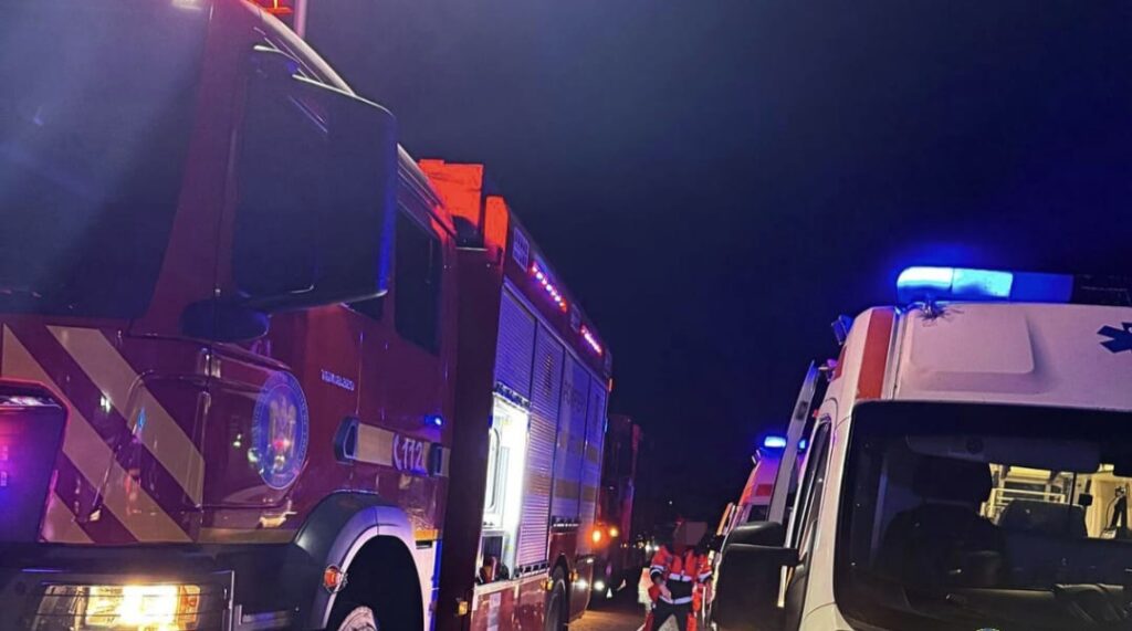 Accident grav în Crevedia: Cinci persoane rănite