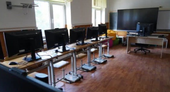 CJ Dâmbovița modernizează școlile: Mobilier nou pentru 63 de unități de învățământ