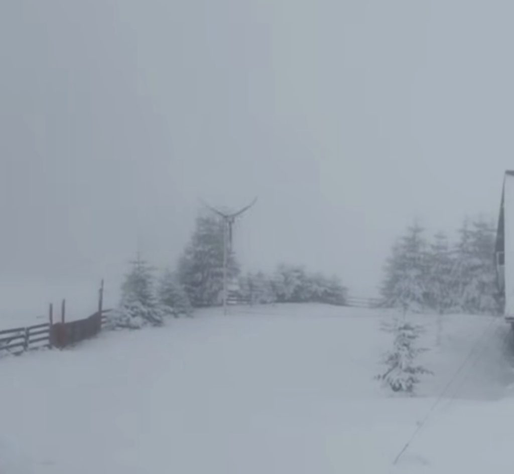 Iarnă timpurie în zonele montane