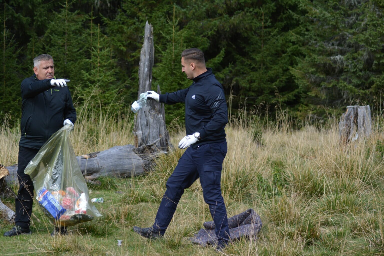 Jandarmeria Dâmbovița, din nou alături de campania „Let’s Do It, Romania!” 