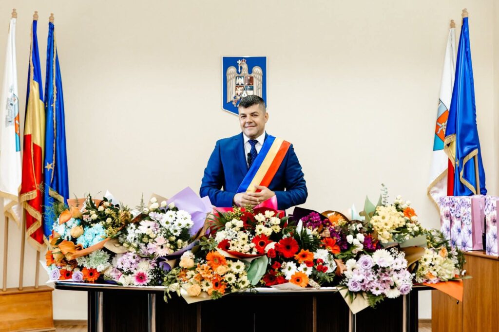 Primăria Titu a sărbătorit familiile cu 50 de ani de căsnicie