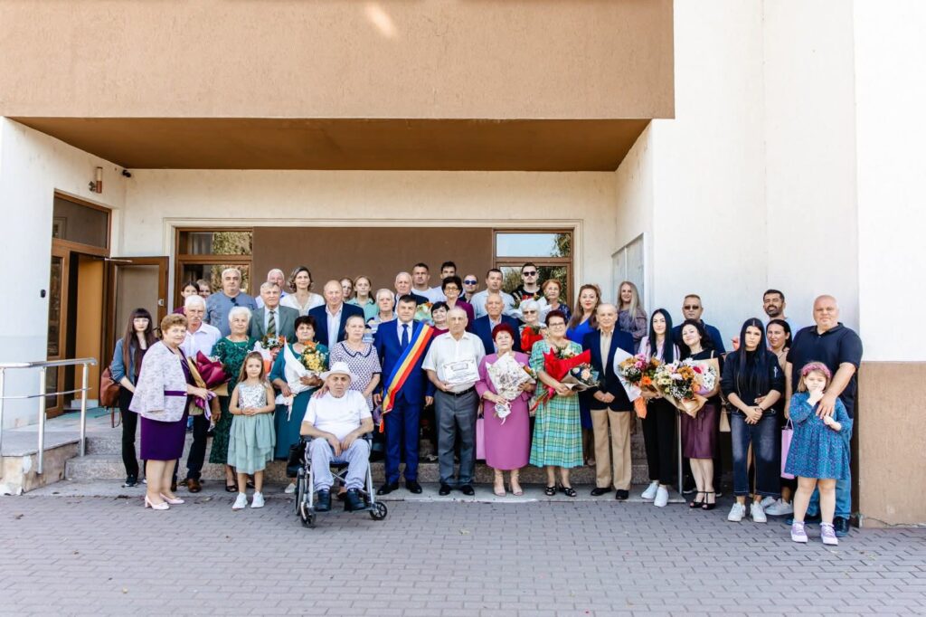 Primăria Titu a sărbătorit familiile cu 50 de ani de căsnicie