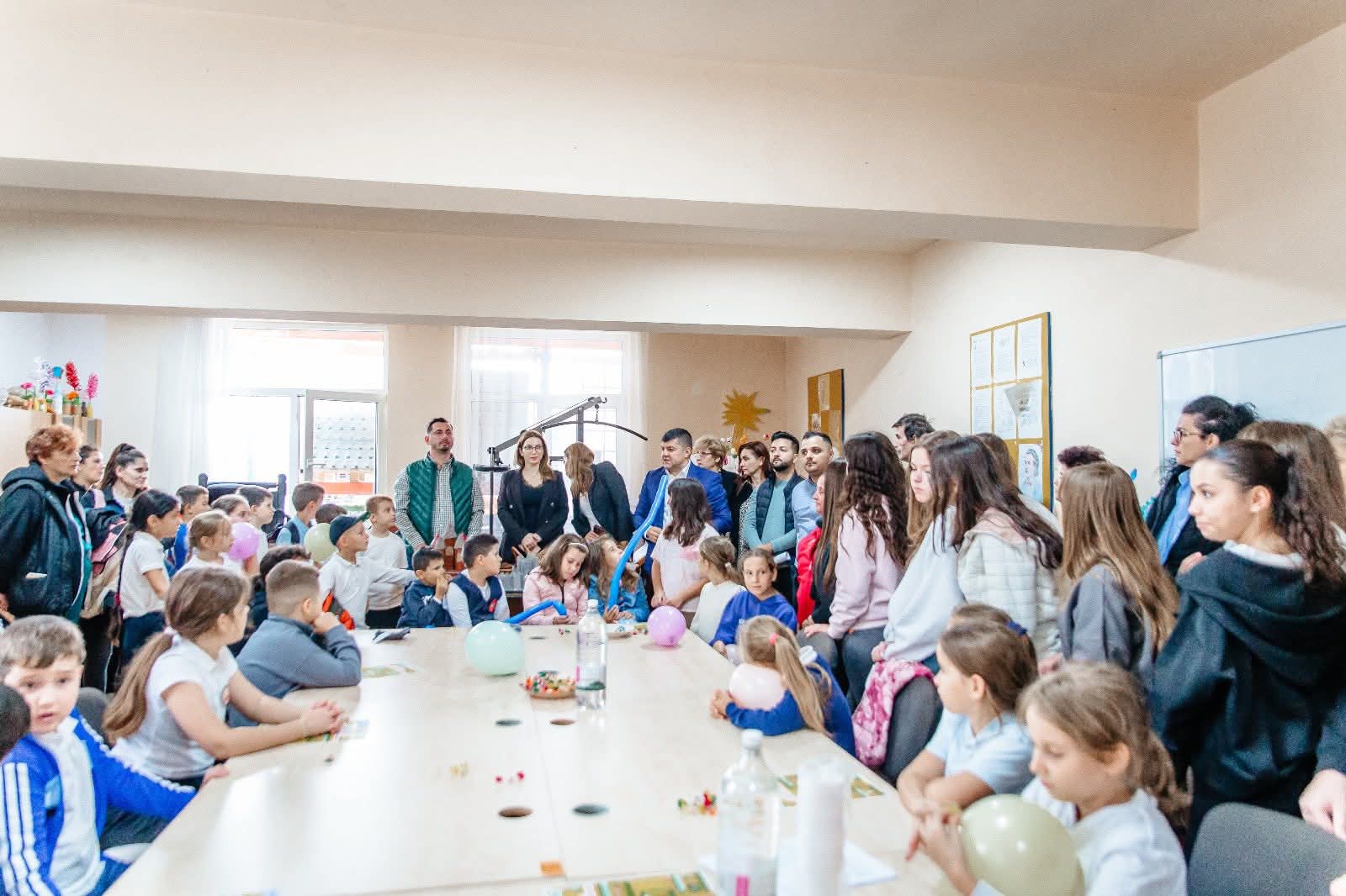 Redeschiderea oficială a activității la Clubul Copiilor din Titu