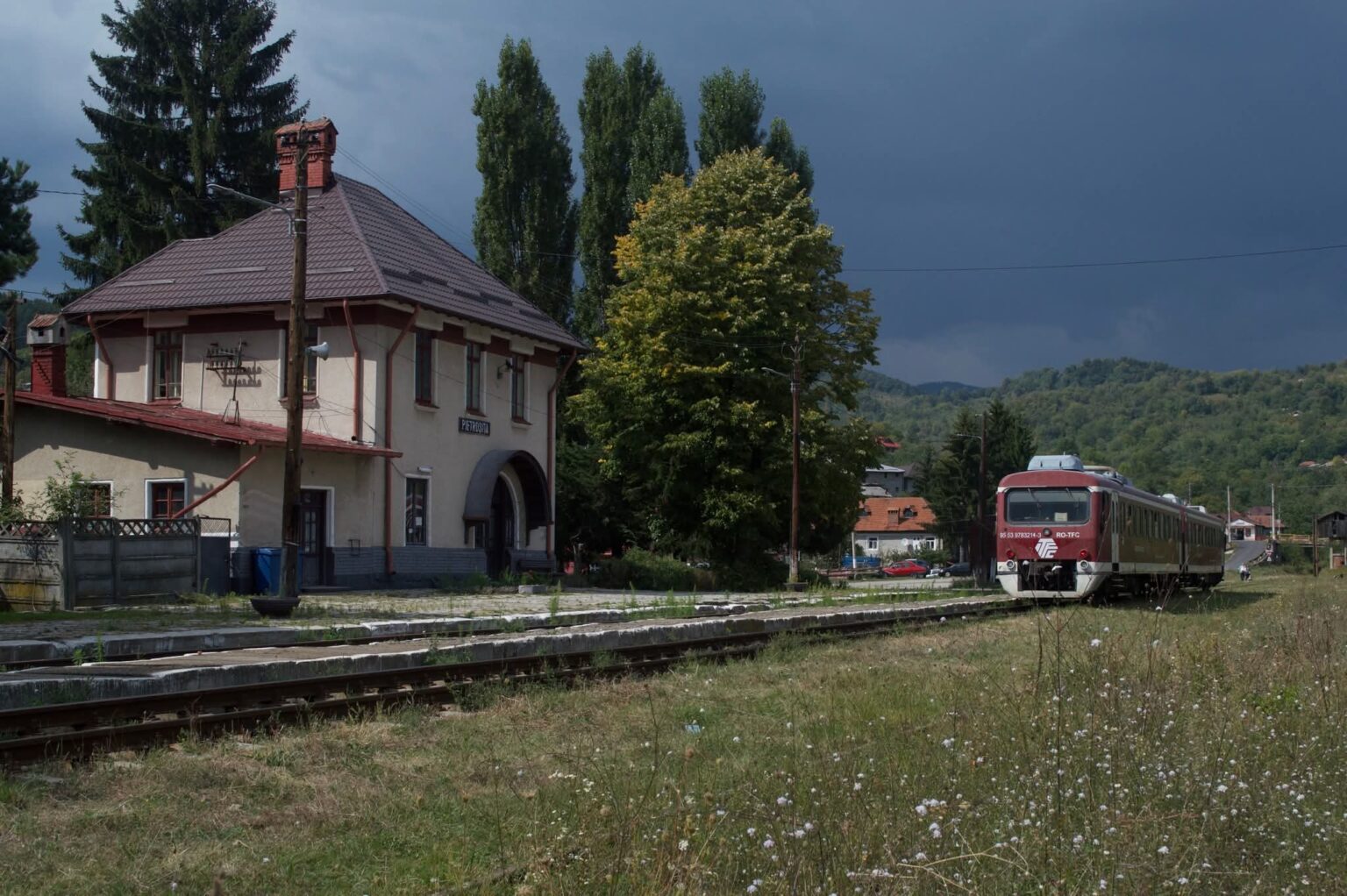 Trenurile Transferoviar Călători revin pe ruta completă Târgoviște – Pietroșița Trenurile Transferoviar Călători revin pe ruta completă Târgoviște – Pietroșița