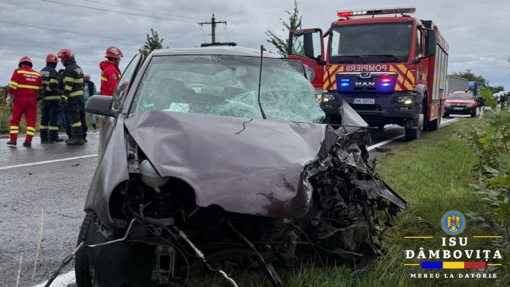 Coliziune pe DN 72: Tânăr rănit după ce a lovit două mașini