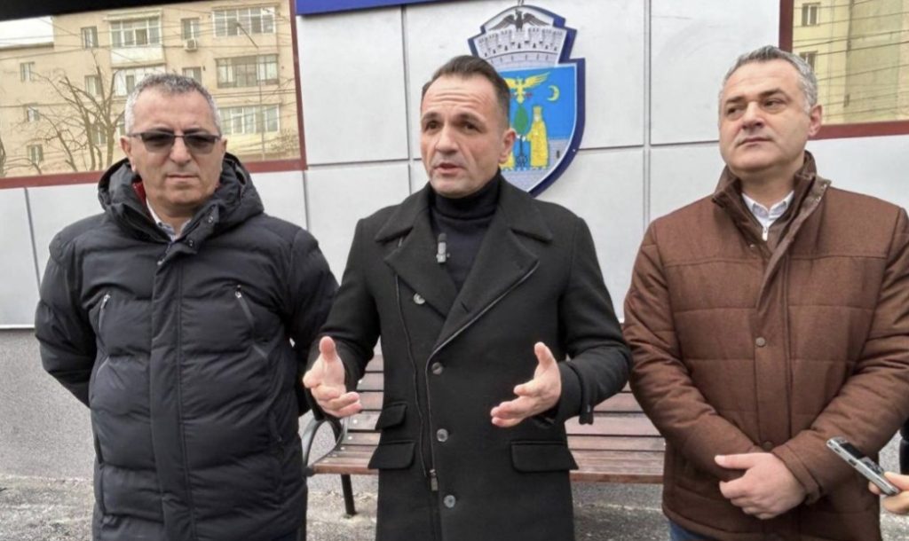 Până pe 31 octombrie 2025: Contribuabilii din Târgoviște pot beneficia de anularea penalităților Până pe 31 octombrie 2025: Contribuabilii din Târgoviște pot beneficia de anularea penalităților