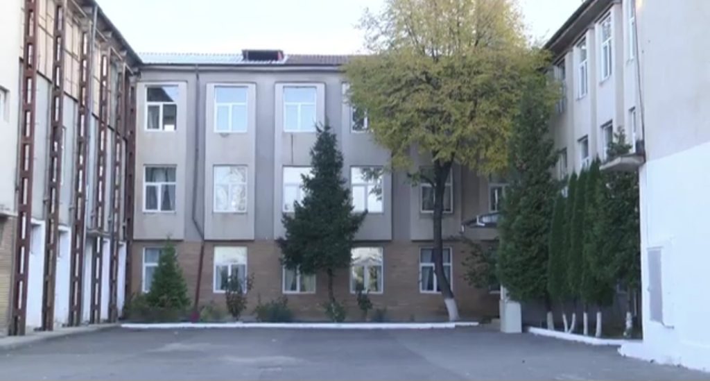 Încep lucrările de modernizare și la corpul principal al Liceului „Ion Heliade Rădulescu” din Târgoviște