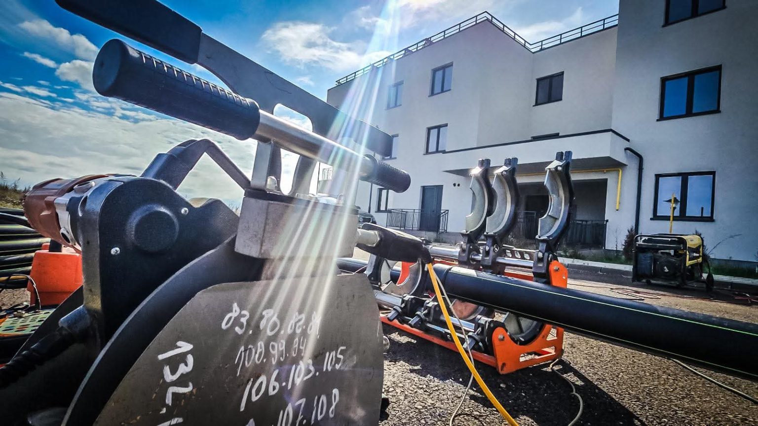 Proiect important în derulare la Titu: blocul de locuințe sociale din cartierul Fusea, racordat la rețeaua de gaze naturale