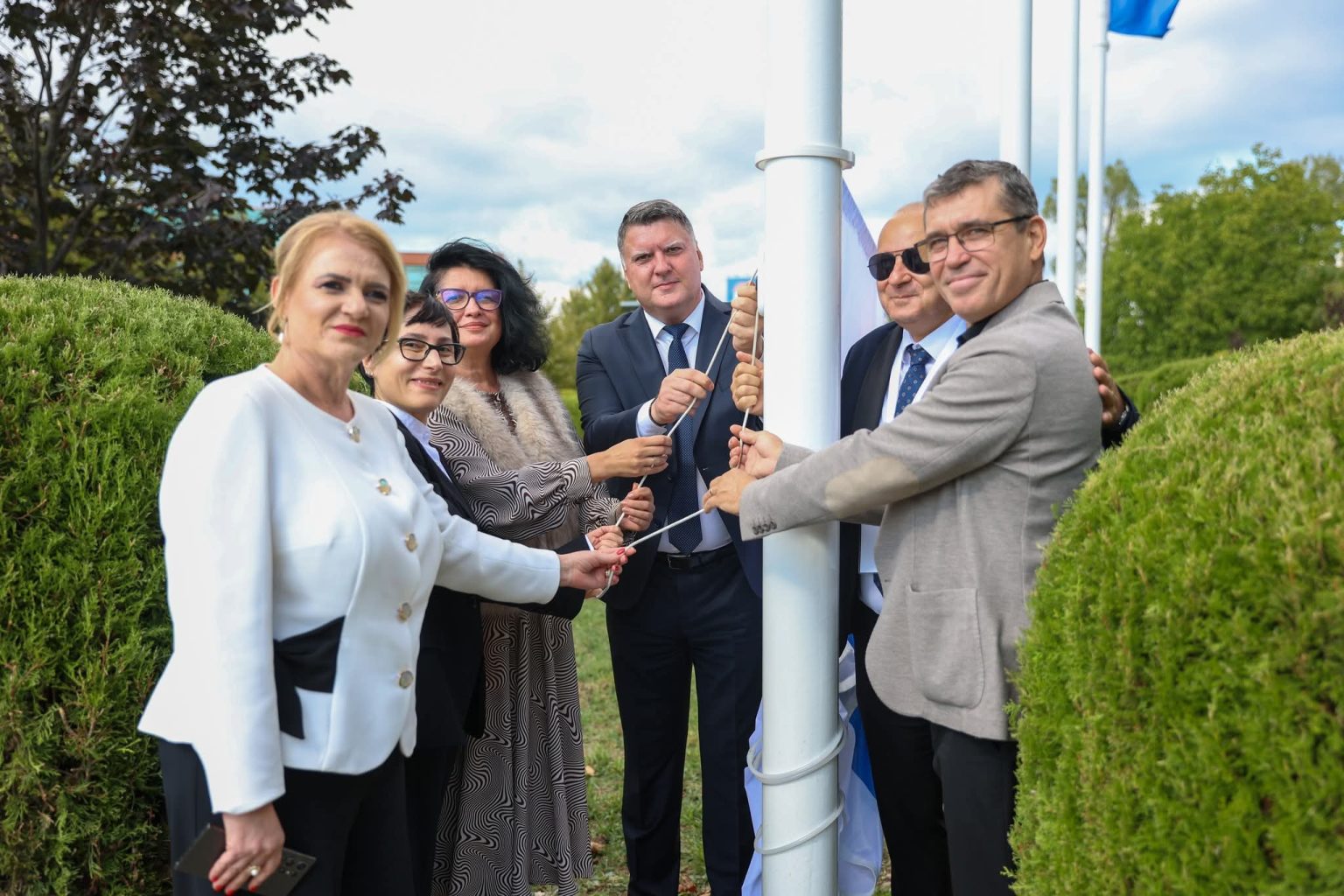 Steagul UNESCO, arborat la Universitatea „Valahia” din Târgoviște