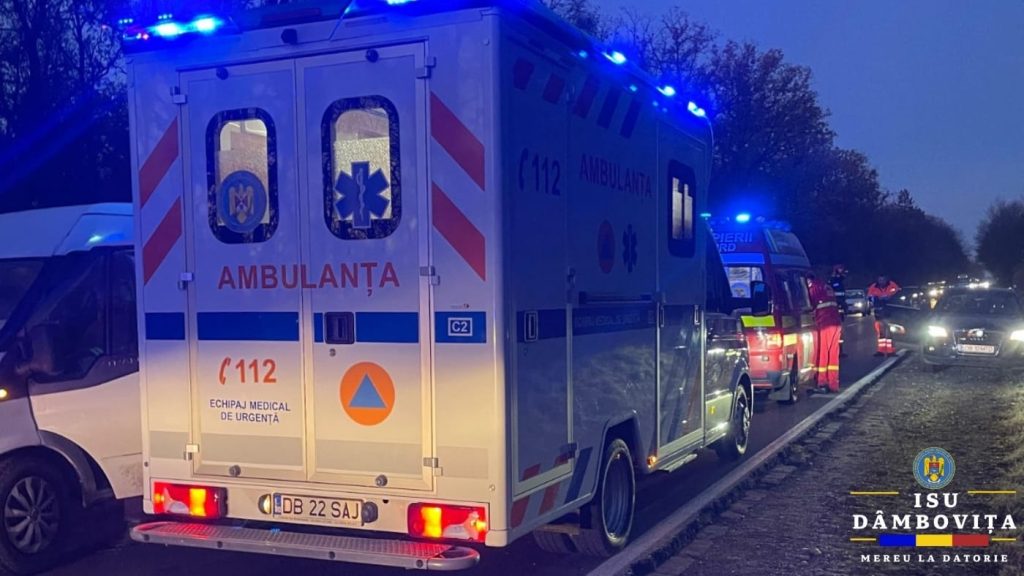 Accident la Priseaca: Șofer de 23 de ani, băut lovește o autoutilitară, doi răniți