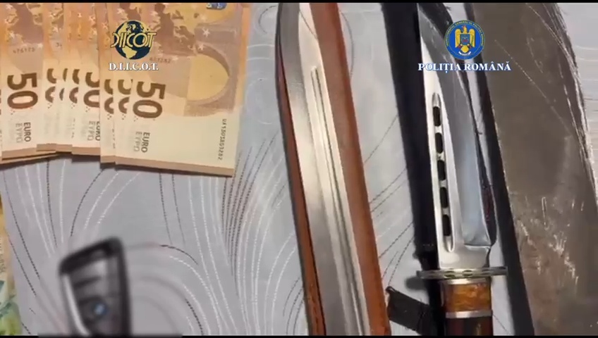 Grup infracțional destructurat în Dâmbovița: Trei persoane reținute pentru proxenetism și spălare de bani