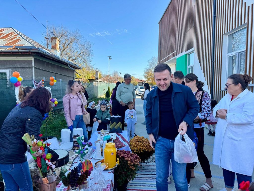 Târg de Toamnă la Răzvad – culoare, veselie și creativitate pentru cei mici