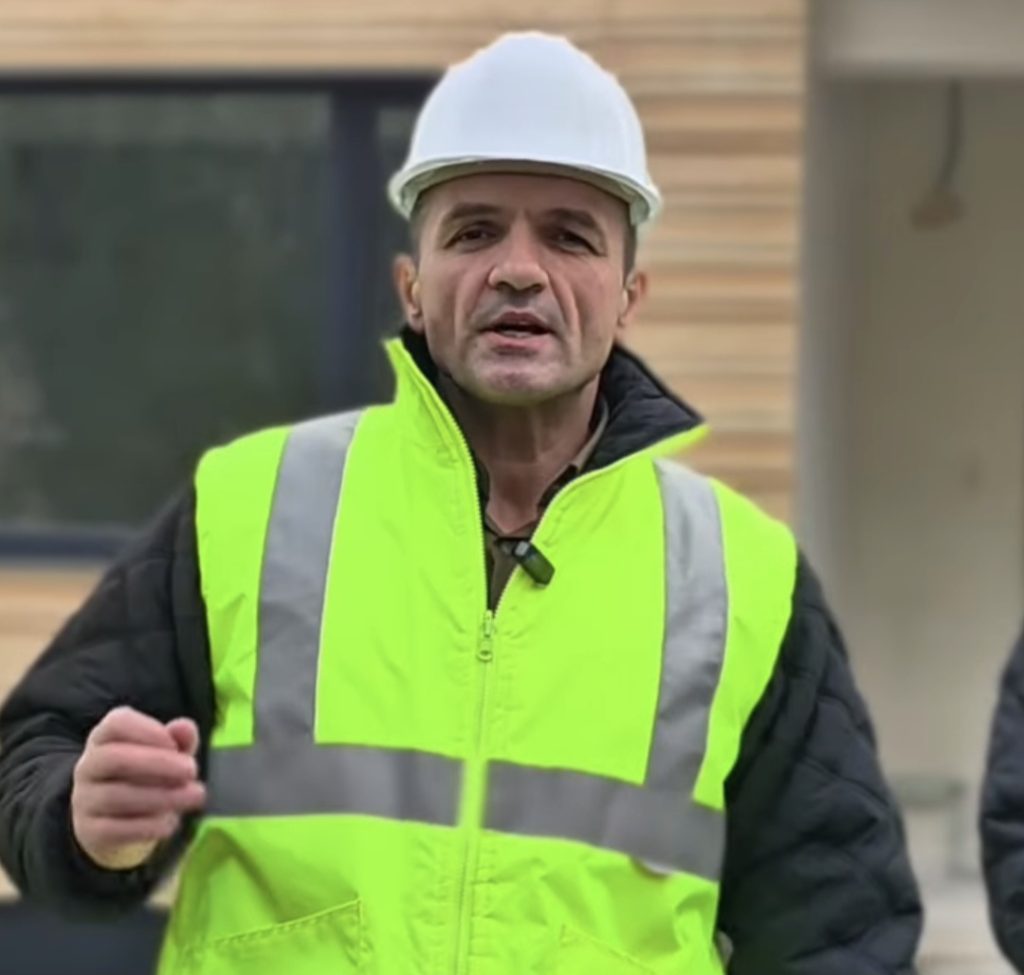 Târgoviște: Centru modern de zi pentru adulții cu dizabilități, construit pe locul unui punct termic vechi