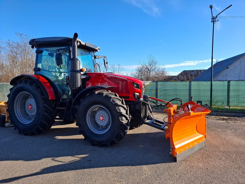 Comuna I.L. Caragiale a achiziționat un tractor nou pentru întreținerea drumurilor Comuna I.L. Caragiale a achiziționat un tractor nou pentru întreținerea drumurilor