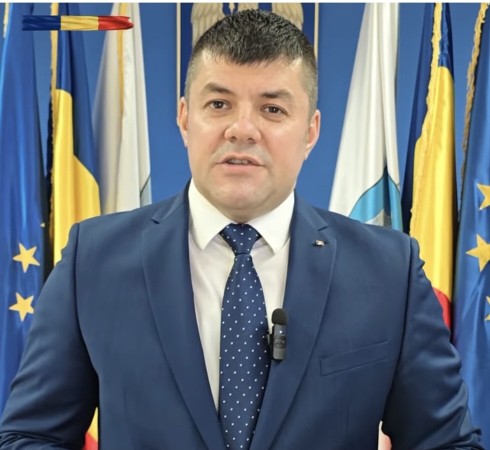 Distribuire pachete alimentare pentru locuitorii orașului Titu Distribuire pachete alimentare pentru locuitorii orașului Titu