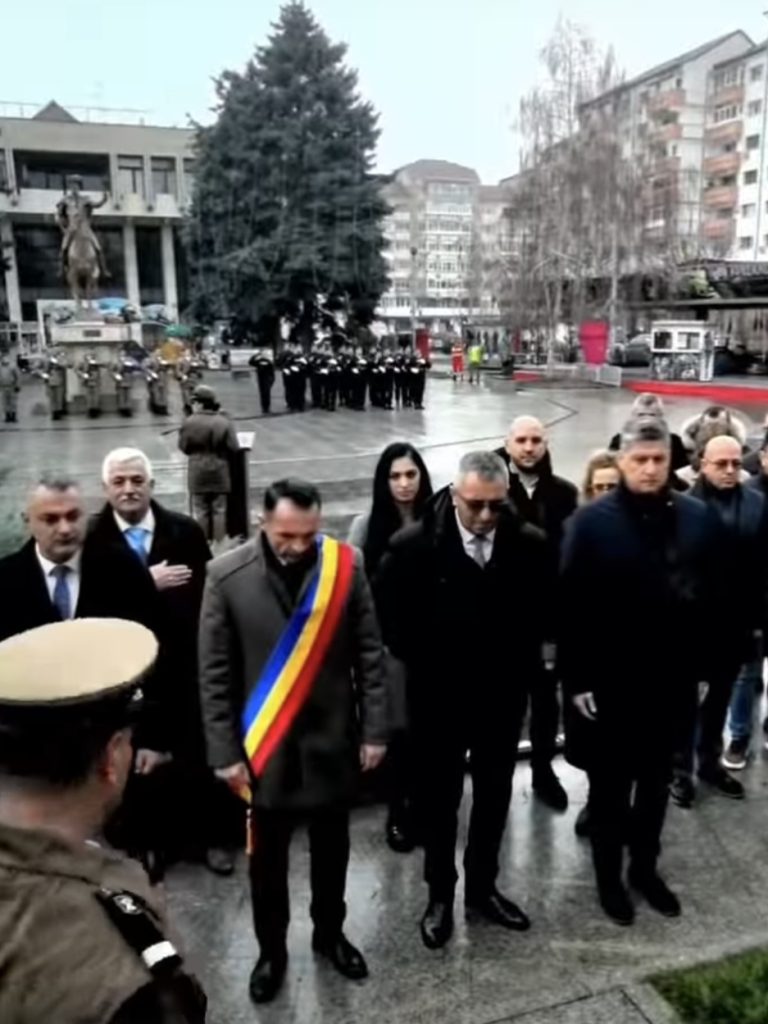 La Târgoviște, omagiu adus eroilor libertății