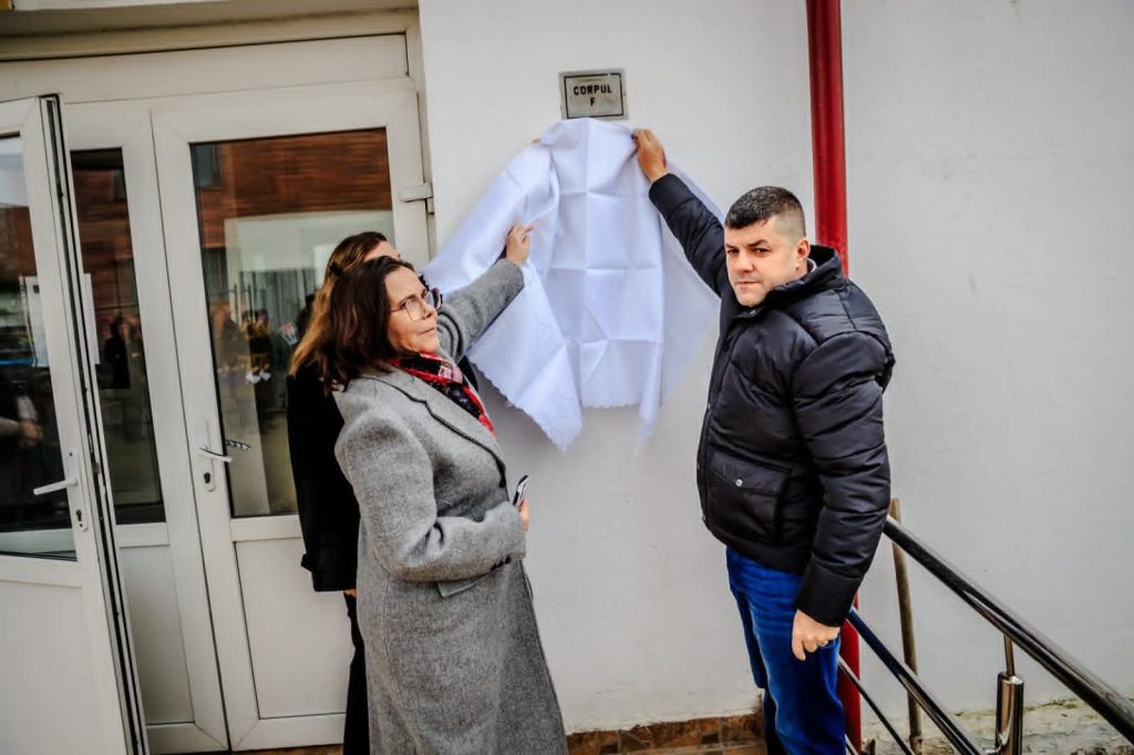 Primarul orașului Titu, Laurențiu Costache, a participat la prima ediție a Cupei „Cristi Bordeianu” Primarul orașului Titu, Laurențiu Costache, a participat la prima ediție a Cupei „Cristi Bordeianu”