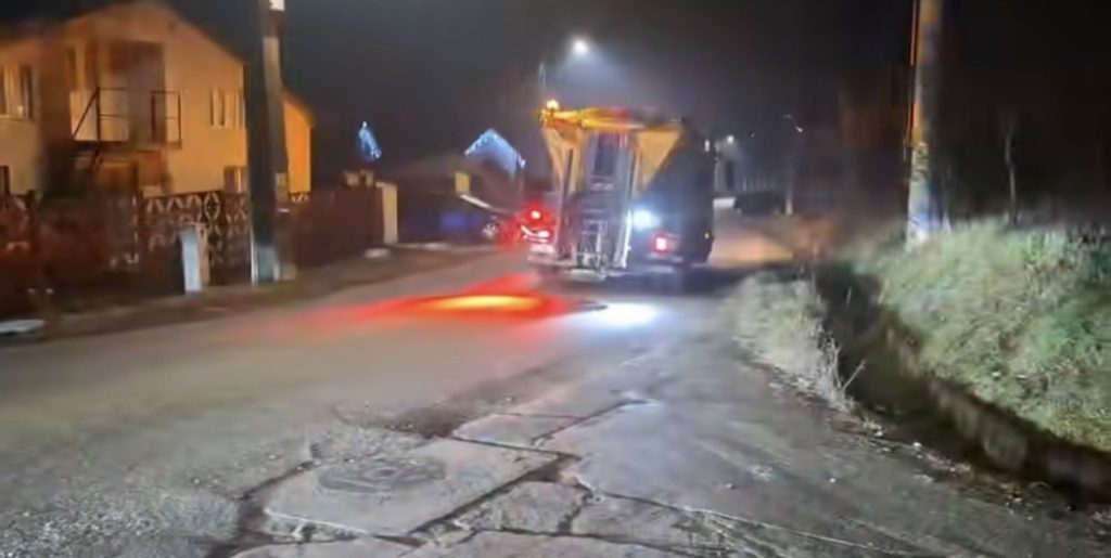 Răzvad: Intervenții pe timpul nopții din cauza poleiului