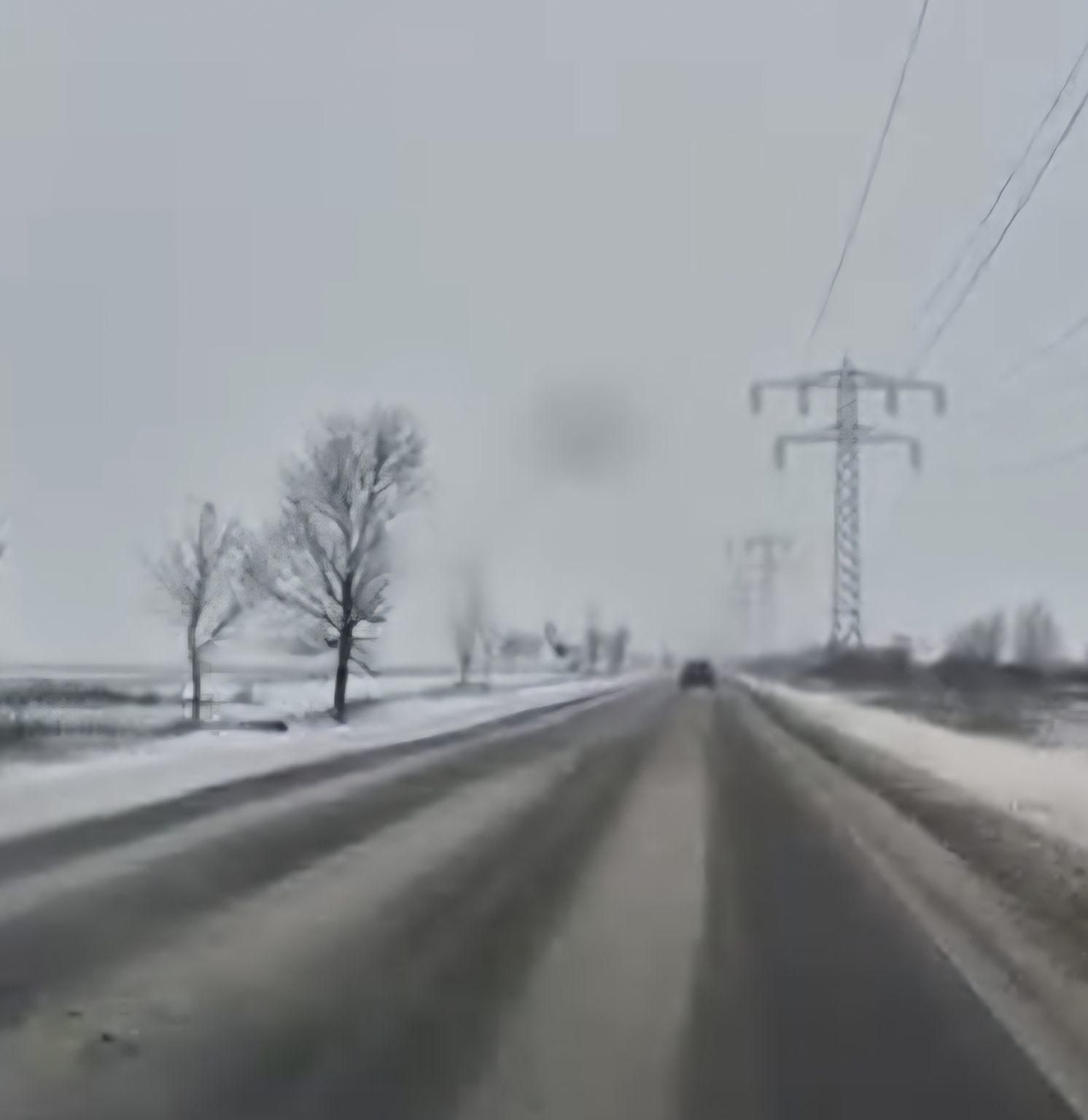 Dâmbovița: Ninsori, vânt puternic și temperaturi scăzute 