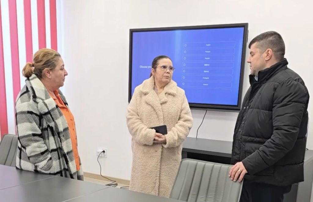 Elevii Liceului „Goga Ionescu” din Titu învață în săli modernizate și dotate cu tehnologie de top