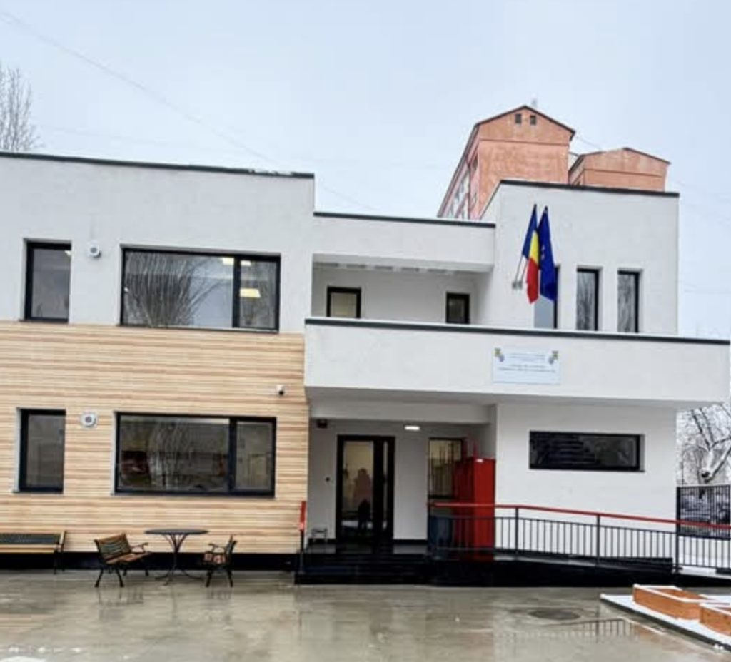 Primăria Târgoviște a inaugurat un centru modern pentru persoanele cu dizabilități