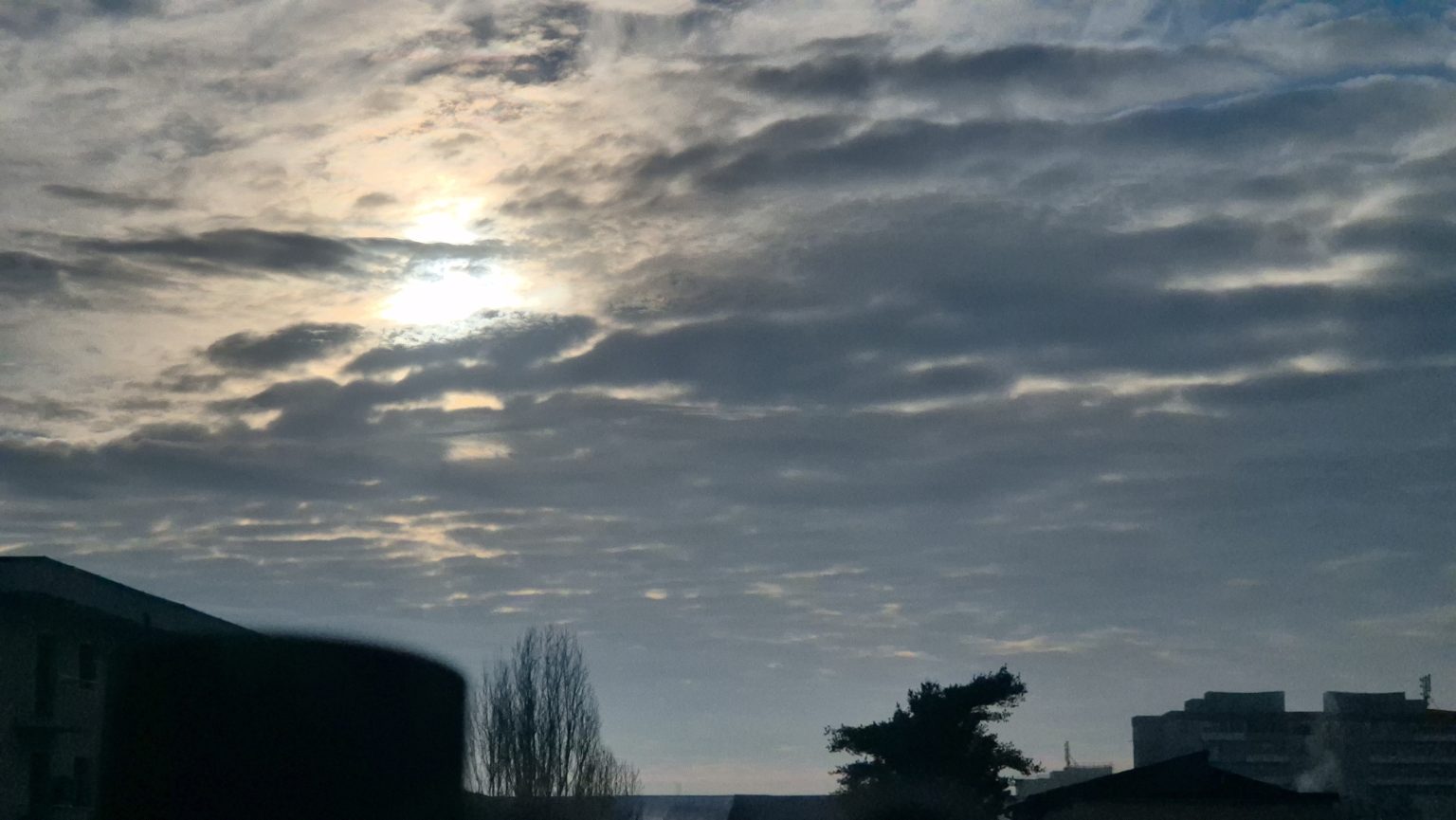 VREMEA SE SCHIMBĂ LA TÂRGOVIȘTE: PLOI, LAPOVIȚĂ ȘI NINSOARE DIN ACEASTĂ SEARĂ VREMEA SE SCHIMBĂ LA TÂRGOVIȘTE: PLOI, LAPOVIȚĂ ȘI NINSOARE DIN ACEASTĂ SEARĂ