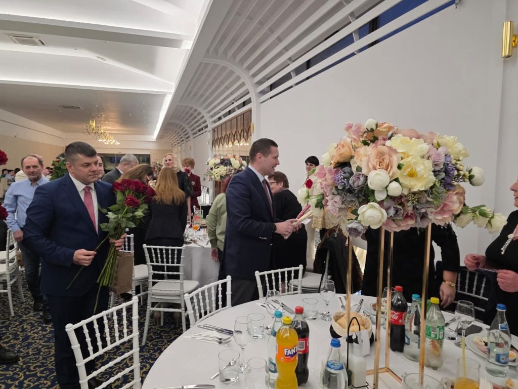 PSD Dâmbovița a  sărbătorit  femeile din Titu