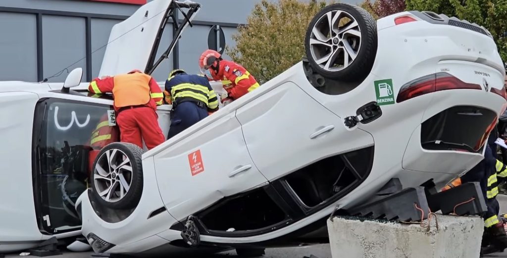 Salvatorii își testează limitele la Competiția Națională de Descarcerare și Prim Ajutor Calificat – faza zonală ce se desfășoară la Târgoviște 