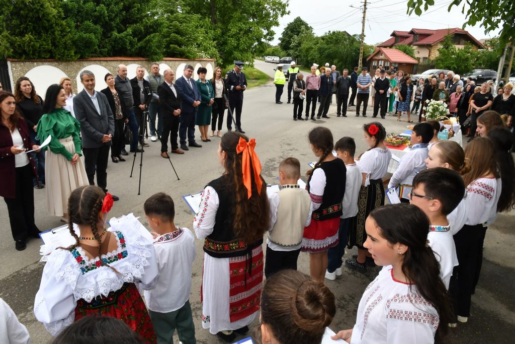 Înălțarea Domnului și Ziua Eroilor, marcate prin emoție și recunoștință la Ghimpați