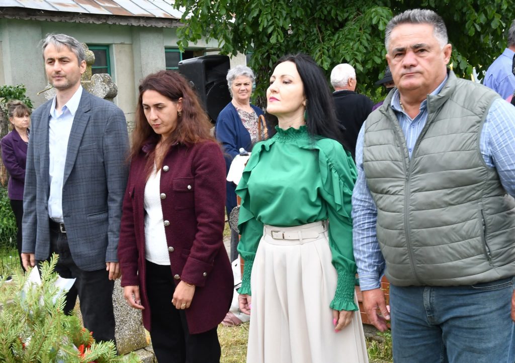 Înălțarea Domnului și Ziua Eroilor, marcate prin emoție și recunoștință la Ghimpați