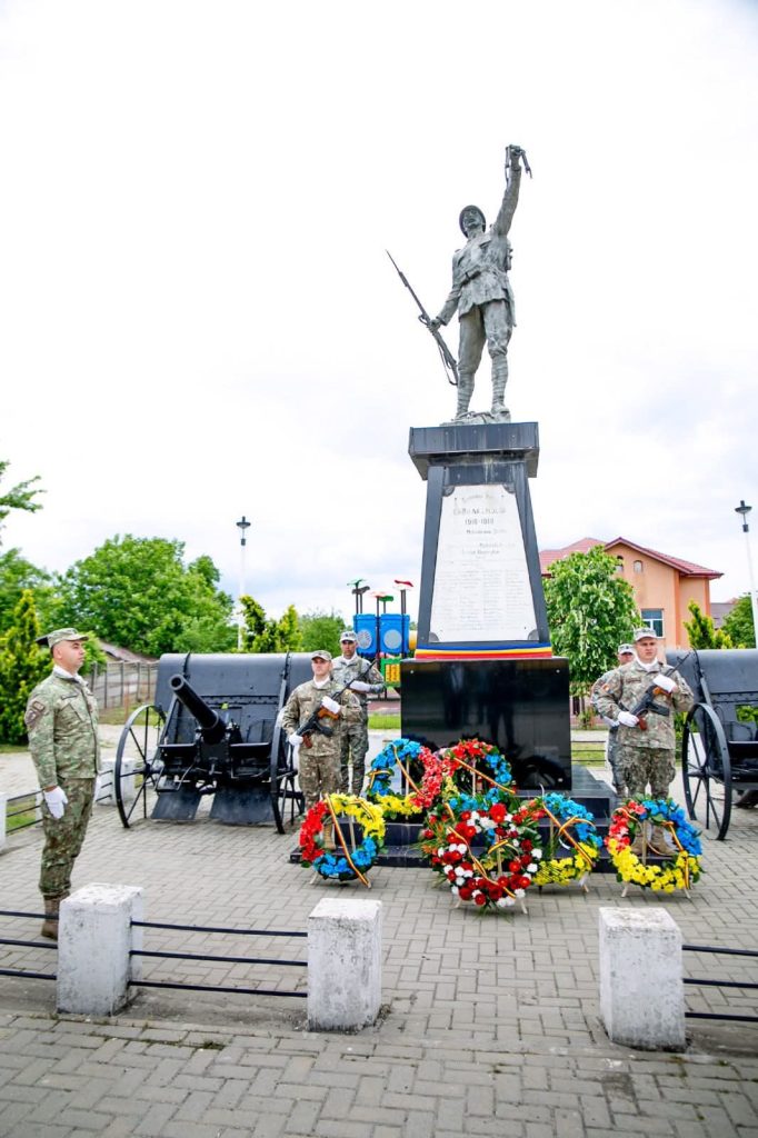 Ziua Eroilor, marcată la Titu prin ceremonii de recunoștință și respect