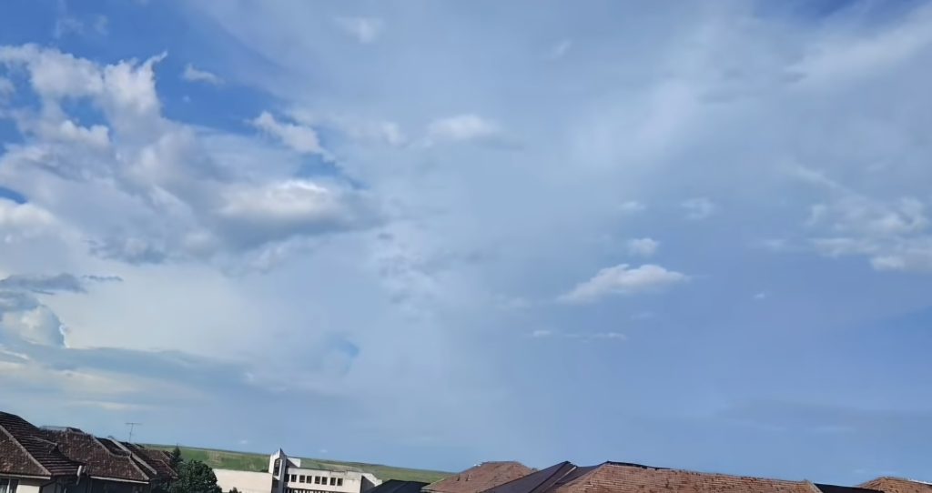 Începând de astăzi și până miercuri, cel mai cald episod de vreme din acest an! vreme