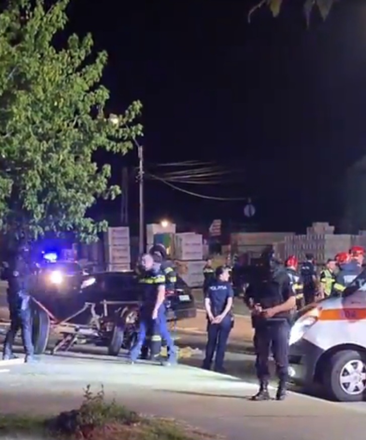 Accident grav în Târgoviște: cinci persoane, dintre care trei copii, au ajuns la spital