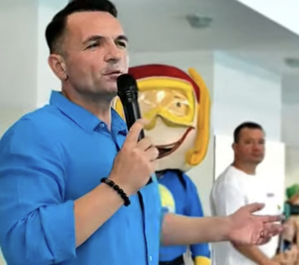 Cupa „1 Iunie” la înot a deschis sărbătoarea copilăriei la Târgoviște Cupa „1 Iunie” la înot